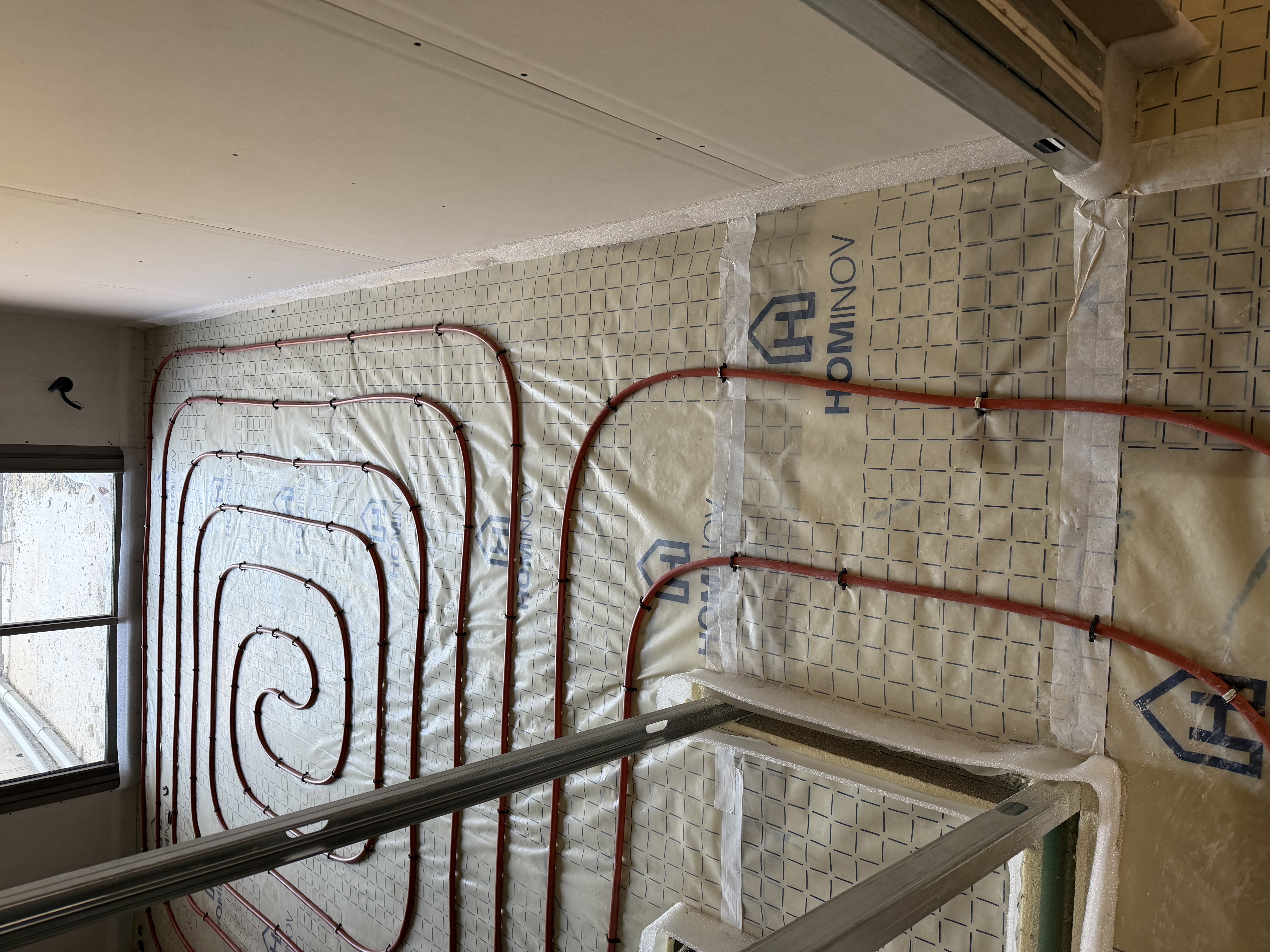 Plancher chauffant basse température installé sur la Côte d'Azur
