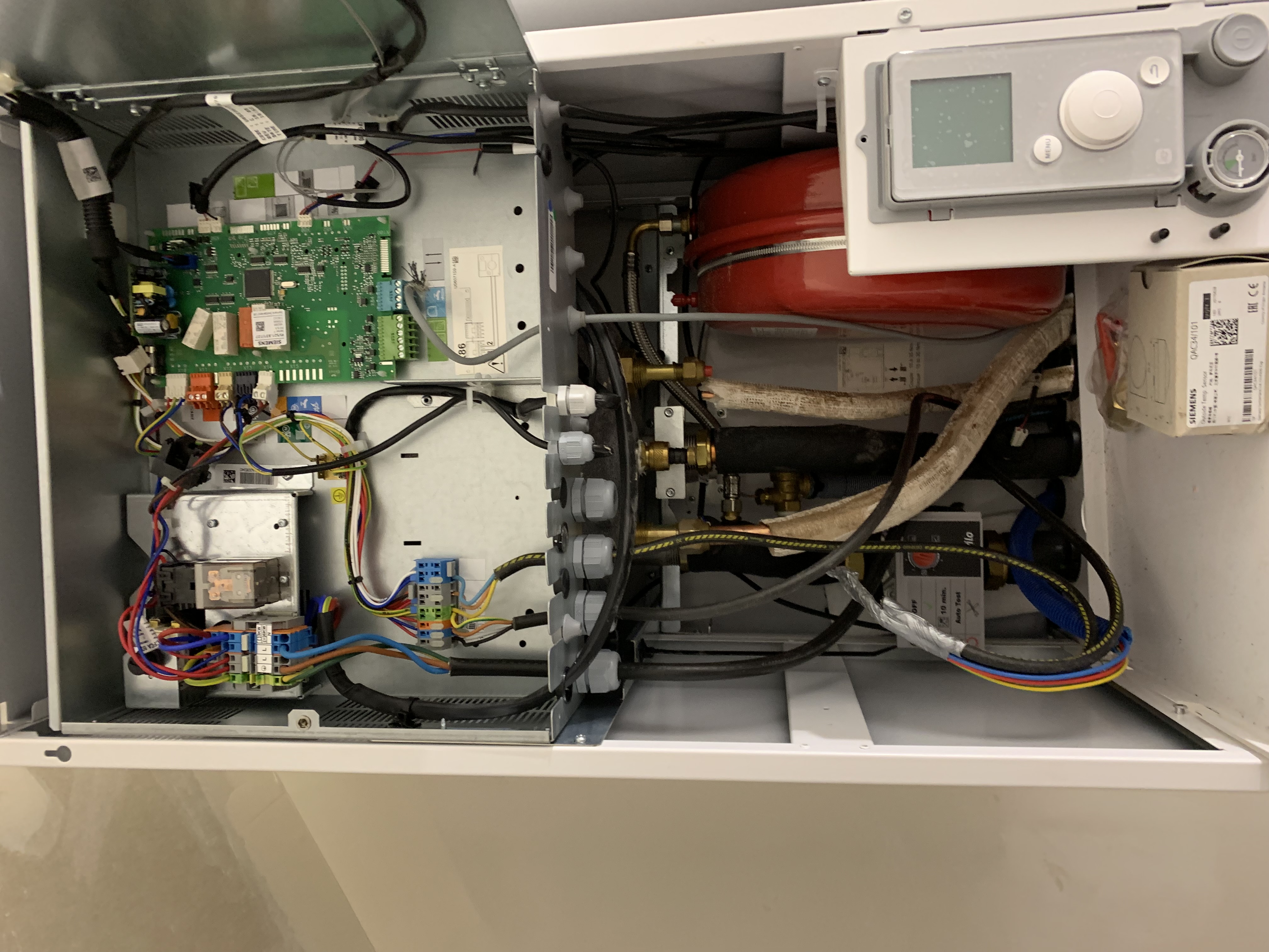 Pompe à chaleur air/eau Atlantic installée par AZUR CLIMATISATION ET ÉNERGIE
